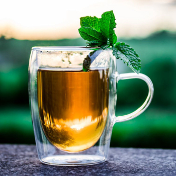 Who Must Avoid Green Tea？